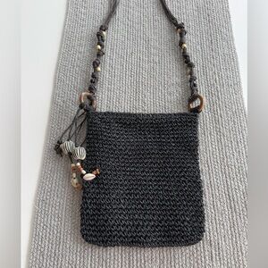 Sun n’ Sand Black Raffia Beaded Shell Crossbody Purse for Vacation Travel Beach